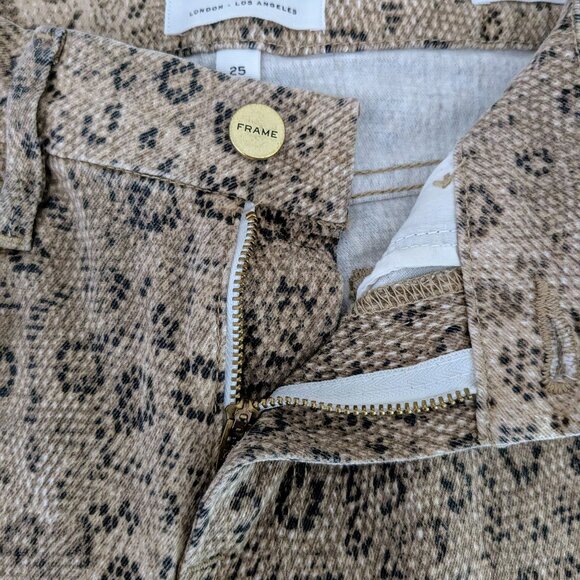 FRAME Denim Women's Mini Boot Cut Jeans Size 25 Vanilla Multi Snakeski - Picture 4 of 7